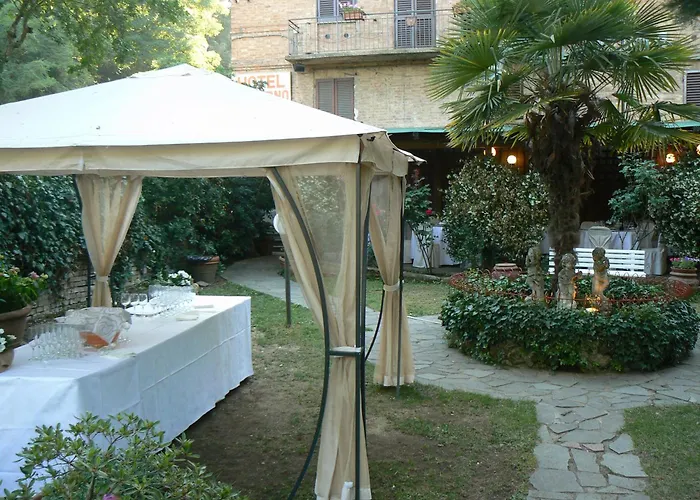 Albergo economico: Hotel Moderno